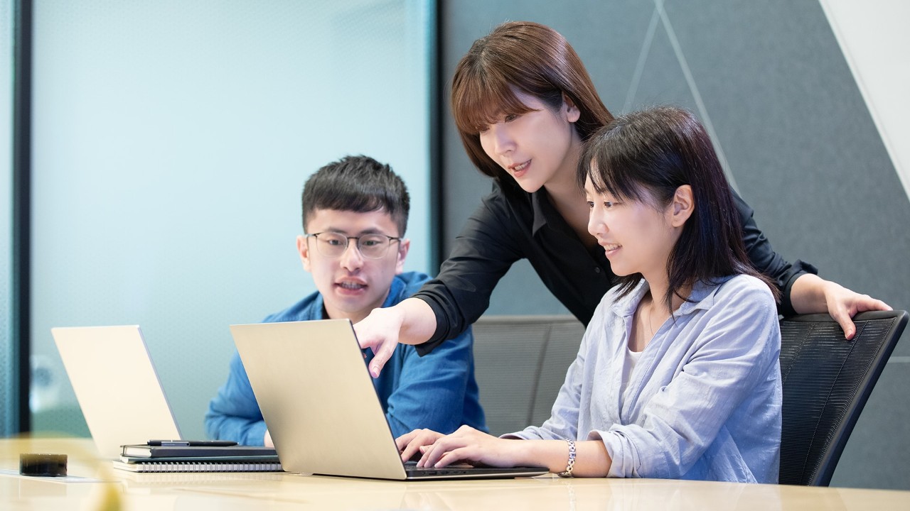 ServiceNow 在 DGX Cloud 上使用采用定制 LLM 的生成式 AI