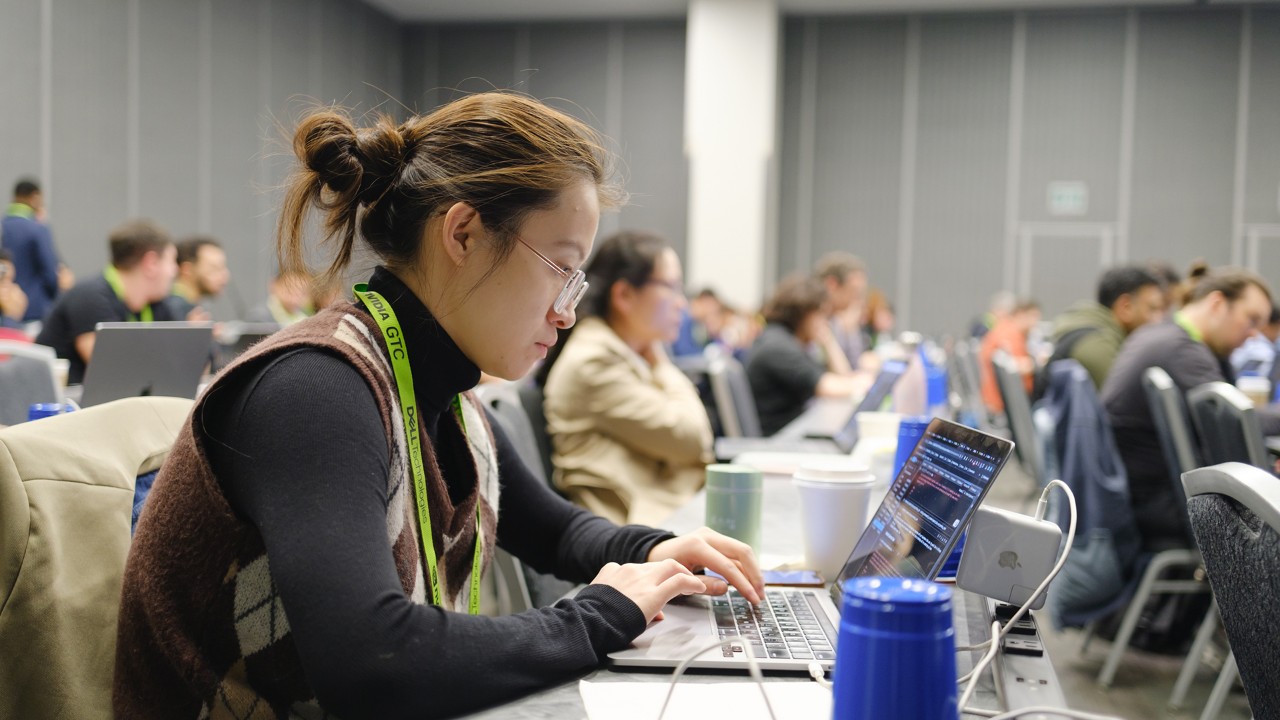 提升 AI 开发技能技能并获取 NVIDIA 认证