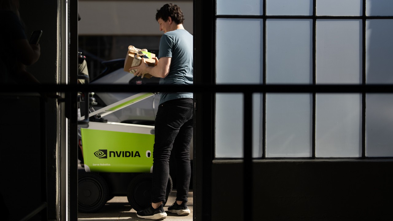 NVIDIA DGX Spark 现已交付