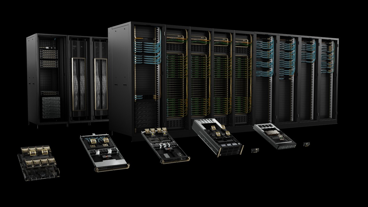 全新的 NVIDIA DGX SuperPOD 架构采用了 DGX B200 系统和高级网络